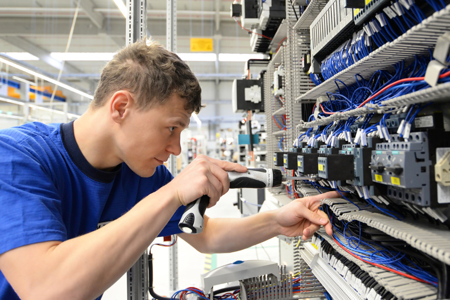Template Elektriker oder Helfer - Elektro (m/w/d) von Amano Koblenz GmbH.